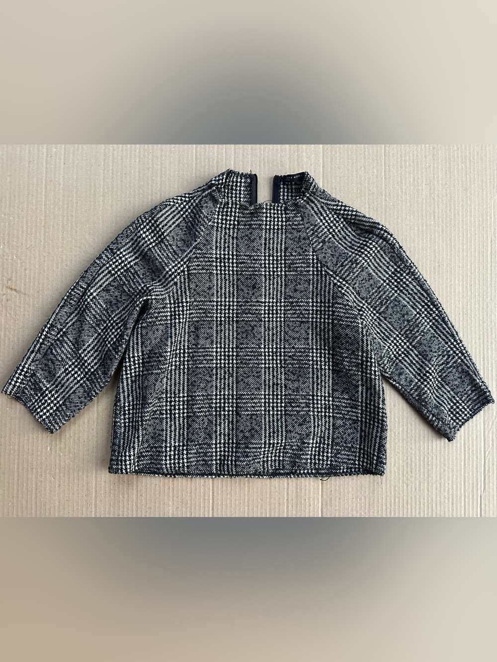 Zara Woman’s  Black & White Plaid Shirt. Zip in Back